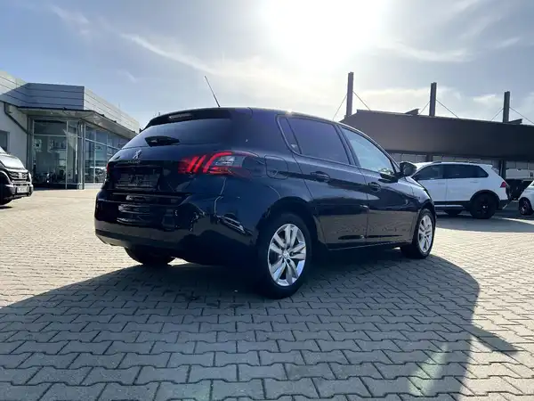PEUGEOT 308 (4/25)