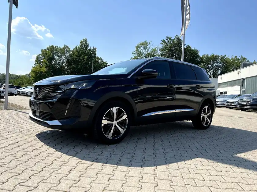 PEUGEOT 5008 (1/26)