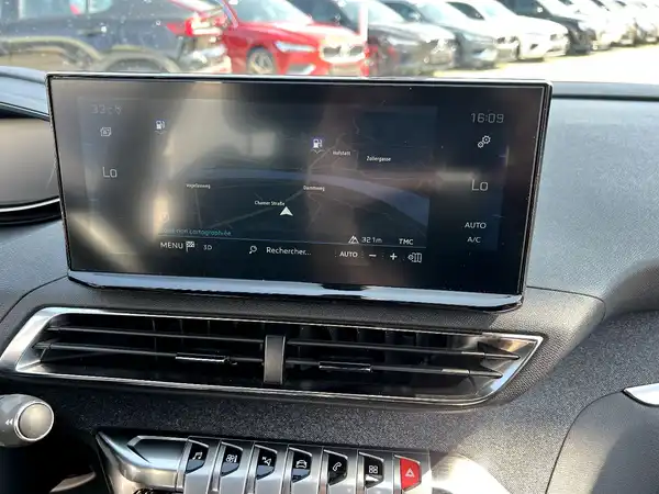 PEUGEOT 5008 (24/26)