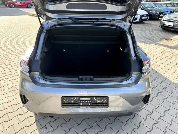 RENAULT CLIO (7/26)