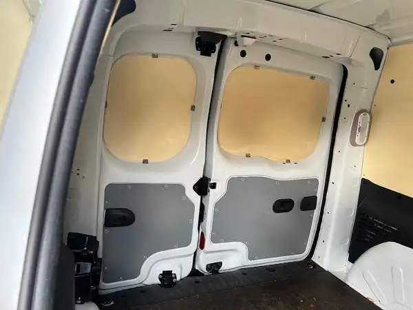 RENAULT KANGOO (12/26)