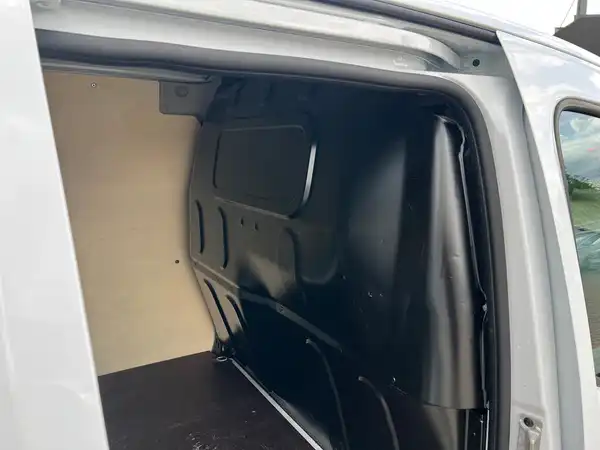 RENAULT KANGOO (13/26)