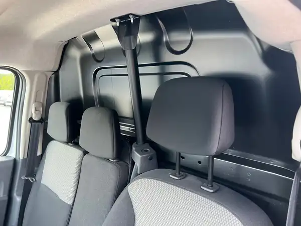 RENAULT KANGOO (16/26)