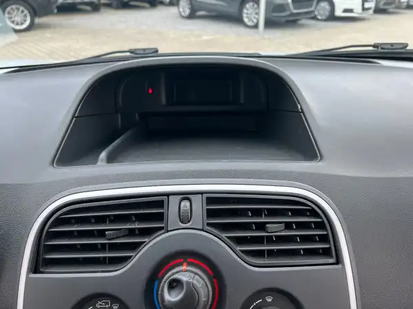 RENAULT KANGOO (25/26)