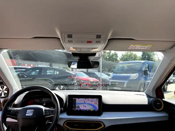 SEAT ARONA (18/26)