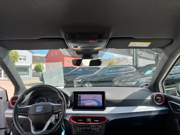 SEAT ARONA (18/26)