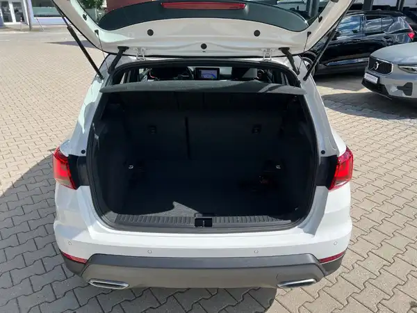 SEAT ARONA (7/26)
