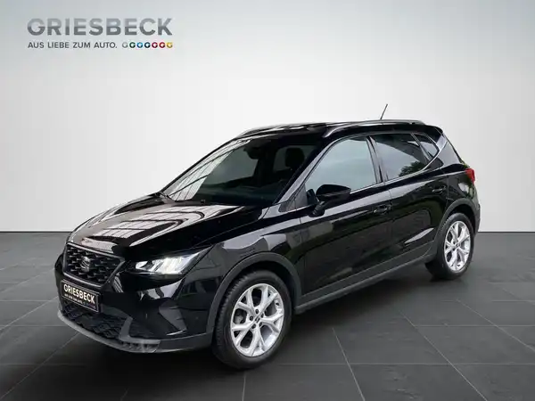 SEAT ARONA (1/19)