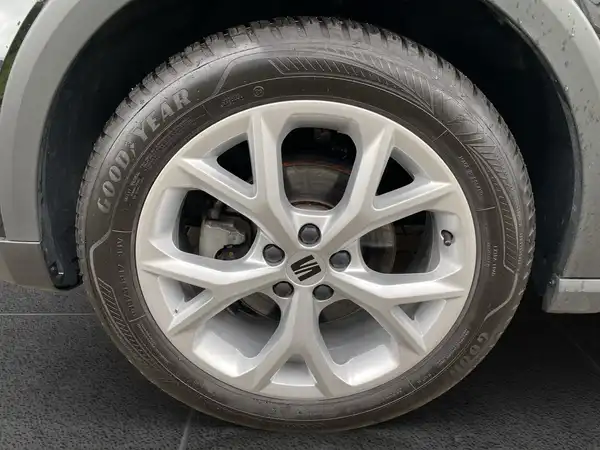 SEAT ARONA (15/19)