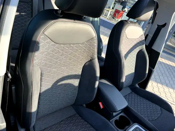 SEAT ATECA (24/29)