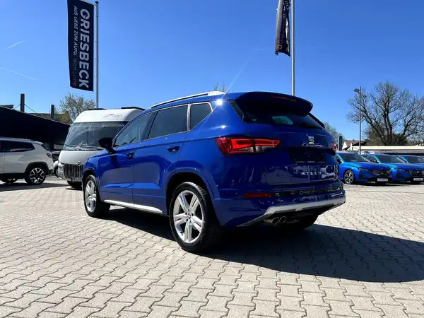 SEAT ATECA (2/28)