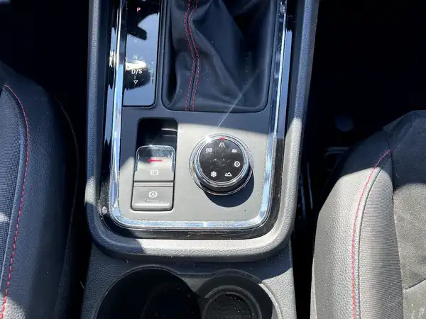 SEAT ATECA (23/28)
