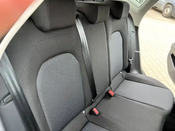 SEAT IBIZA (16/26)
