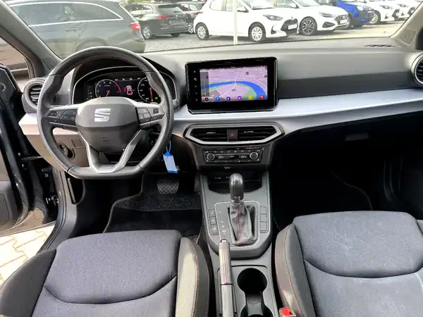 SEAT IBIZA (17/26)