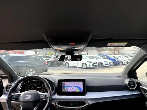 SEAT IBIZA (18/26)