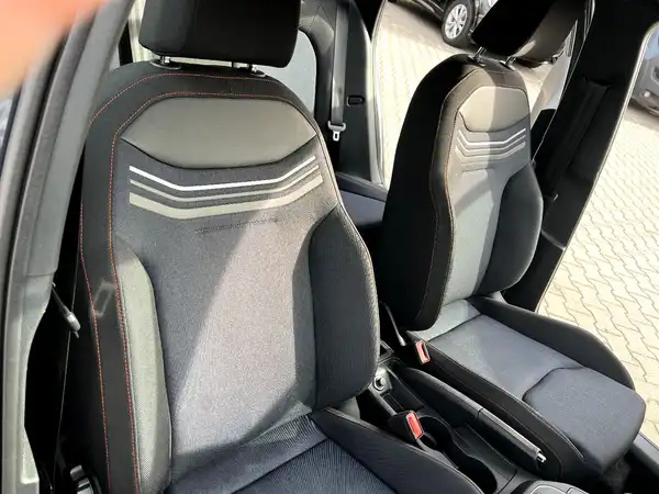 SEAT IBIZA (21/26)