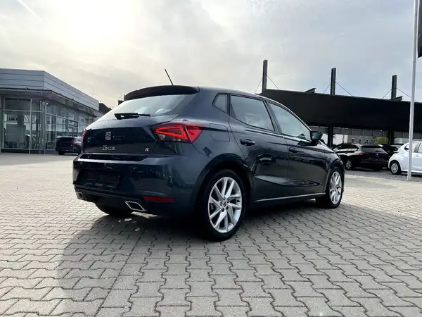 SEAT IBIZA (4/26)