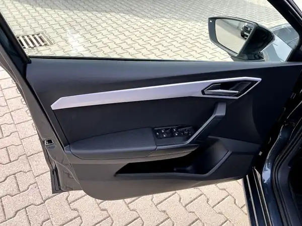 SEAT IBIZA (10/26)