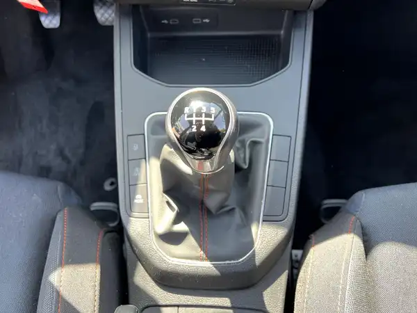 SEAT IBIZA (22/26)
