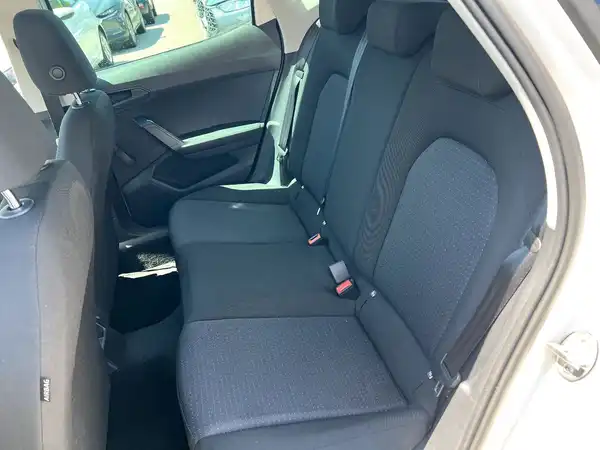 SEAT IBIZA (13/26)