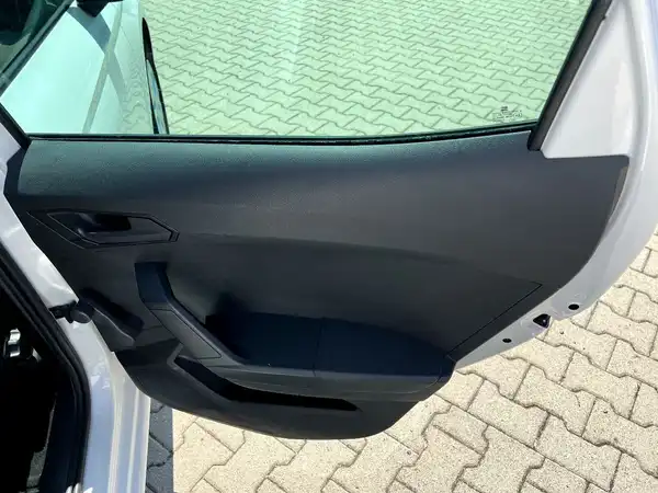 SEAT IBIZA (14/26)
