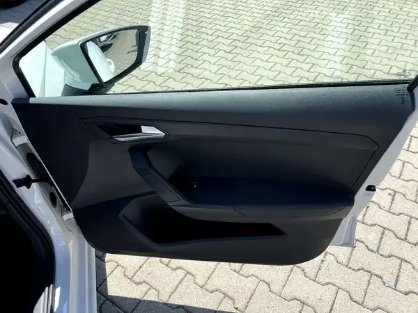 SEAT IBIZA (19/26)
