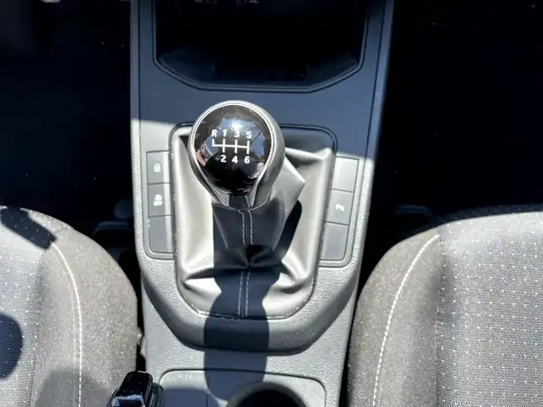 SEAT IBIZA (22/26)