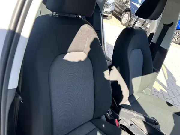 SEAT IBIZA (21/26)