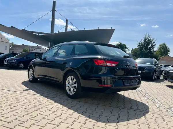SEAT LEON CUPRA SPORTSTOURER (2/26)
