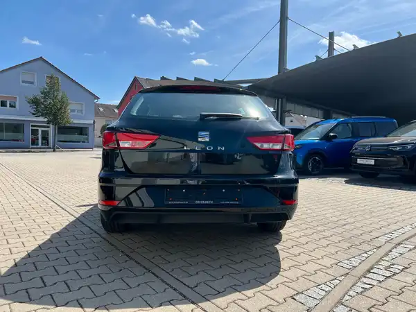 SEAT LEON CUPRA SPORTSTOURER (3/26)
