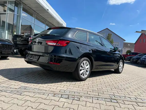 SEAT LEON CUPRA SPORTSTOURER (4/26)