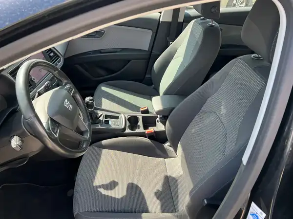 SEAT LEON CUPRA SPORTSTOURER (8/26)