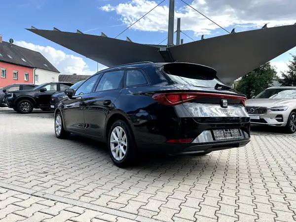 SEAT LEON CUPRA SPORTSTOURER (2/26)