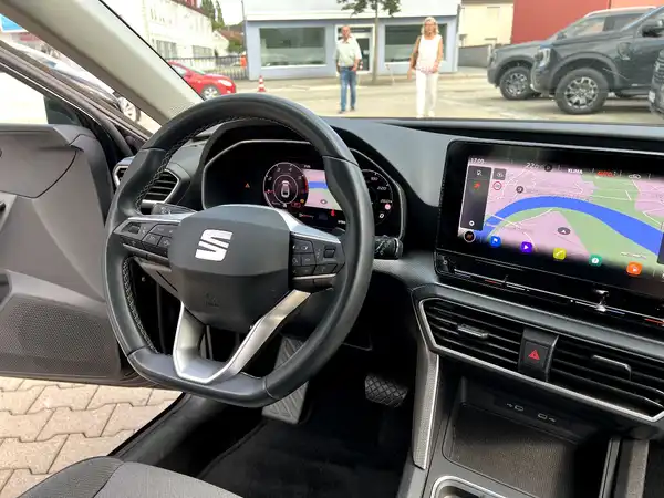 SEAT LEON CUPRA SPORTSTOURER (25/26)