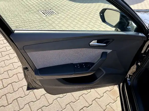 SEAT LEON CUPRA SPORTSTOURER (10/25)
