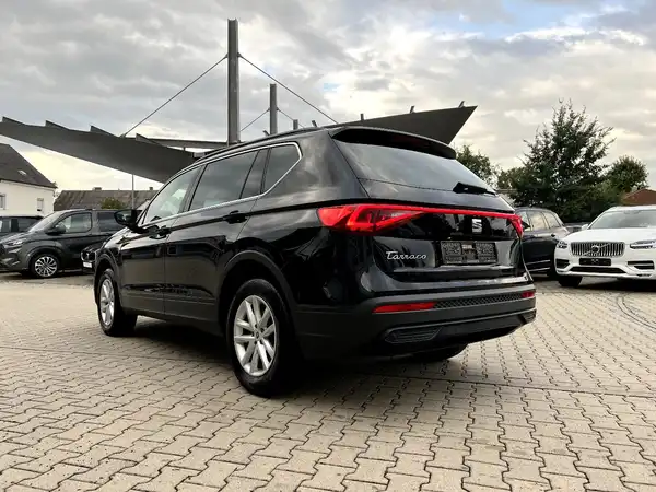 SEAT TARRACO (2/28)