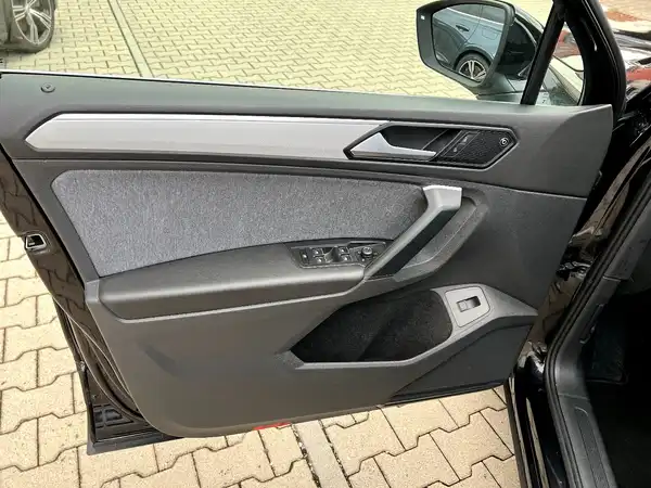 SEAT TARRACO (11/28)