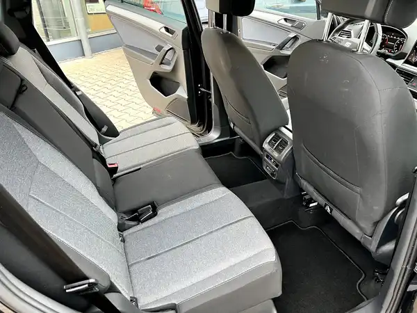 SEAT TARRACO (16/28)