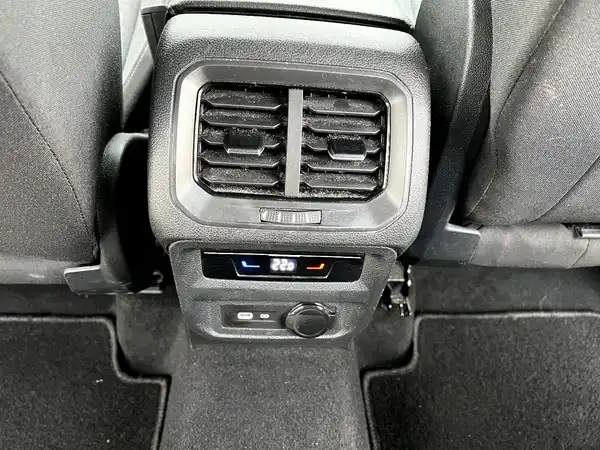SEAT TARRACO (18/28)
