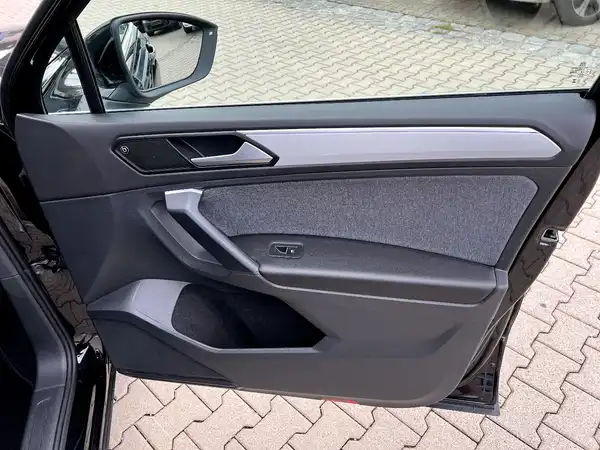 SEAT TARRACO (21/28)