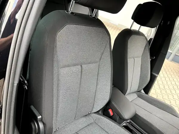 SEAT TARRACO (23/28)