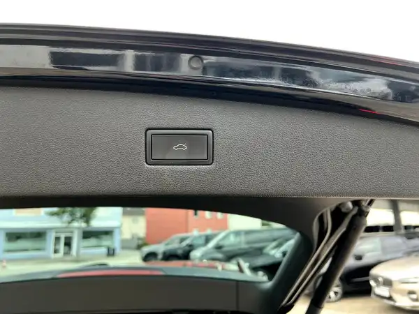 SEAT TARRACO (8/28)