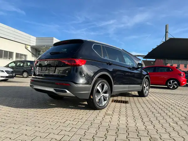 SEAT TARRACO (4/28)
