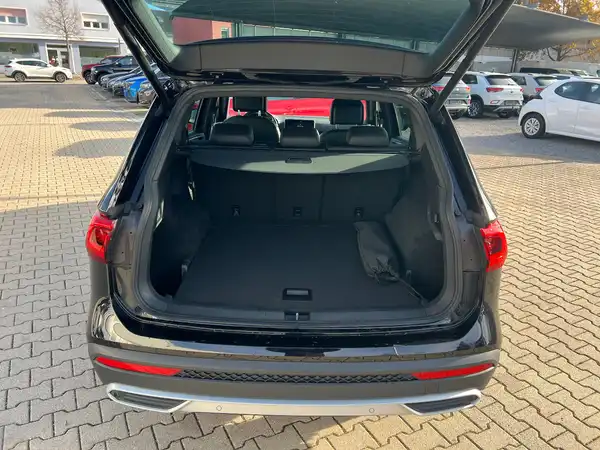 SEAT TARRACO (7/28)