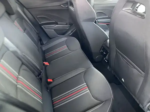 ŠKODA FABIA (13/18)