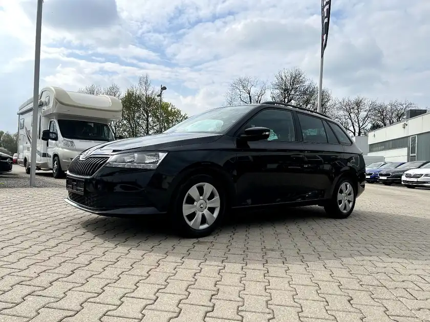 ŠKODA FABIA (1/26)