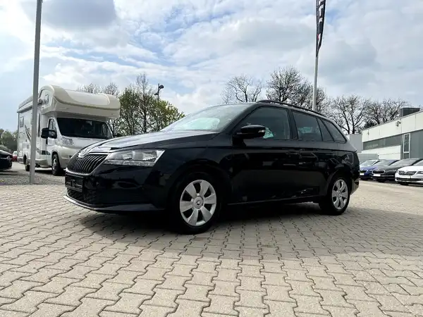 ŠKODA FABIA (1/26)