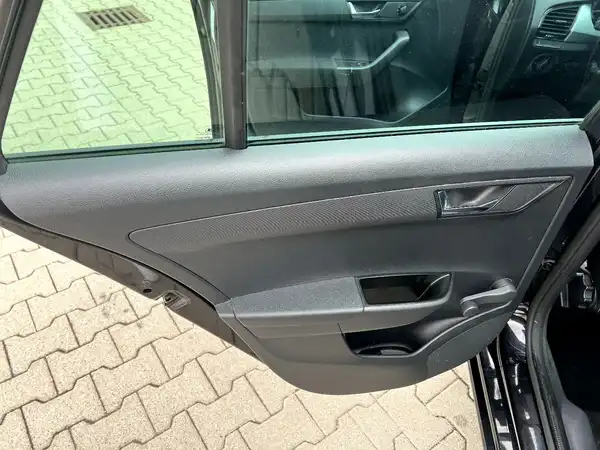 ŠKODA FABIA (11/26)