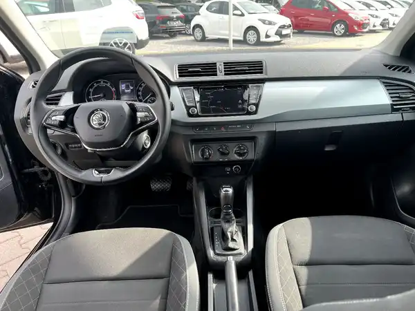 ŠKODA FABIA (17/26)