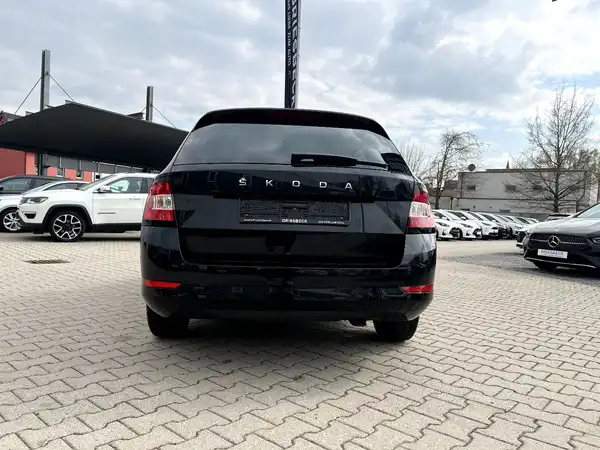ŠKODA FABIA (3/26)